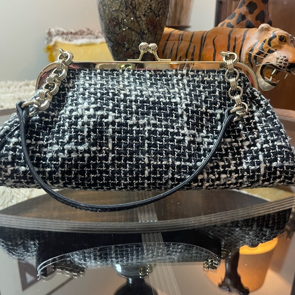 Liz Claiborne Black and White plaid Clutch with  Chanel vibes Y2K elegant classy - Picture 6 of 9